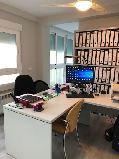 Foto de Gestoría en Barajas / Alameda de Osuna - Guaita Beneit