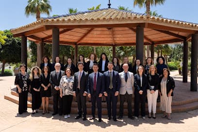 Foto de RÍOS ESPINOSA - Administración de fincas y Asesoría empresarial en Sevilla